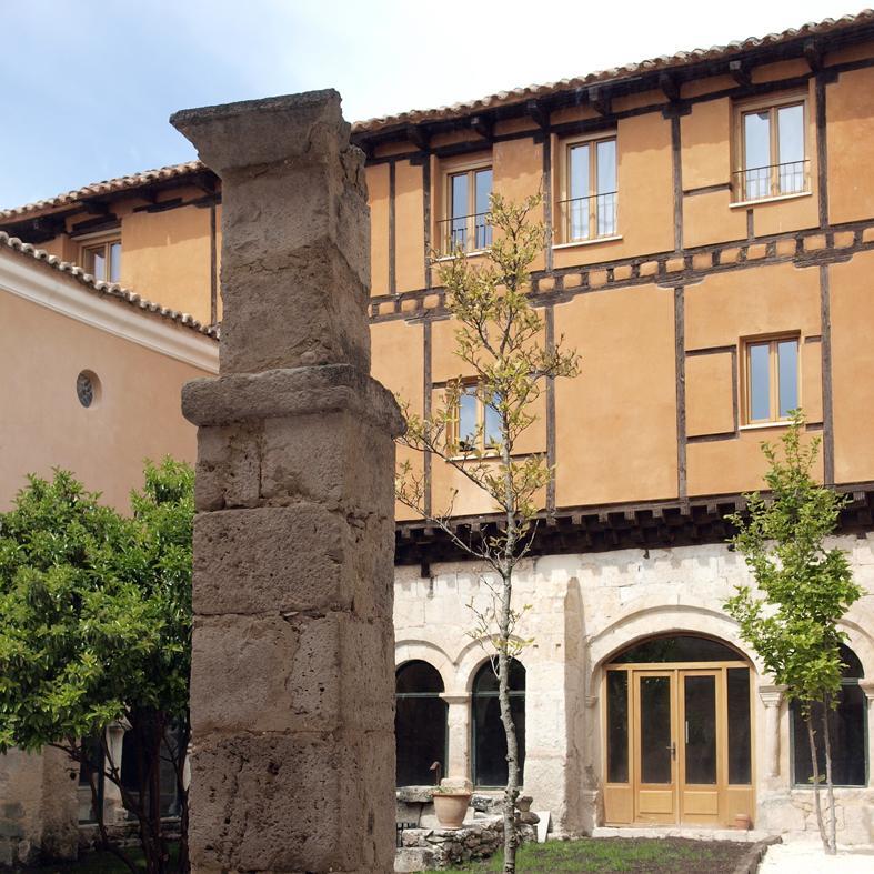 El Monasterio Escondido Tortoles de Esgueva Exterior foto